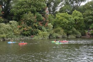 Messing about on the river...- click for photo gallery